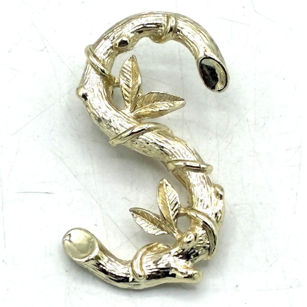 Vintage Sarah Coventry S Brooch Gold Tone Leaf Vine Figural Pin Signed